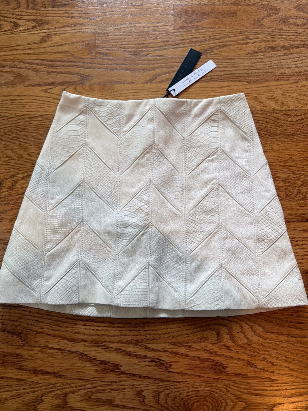 Alice + Olivia Lambskin Leather Herringbone Mini Skirt $795 NWT